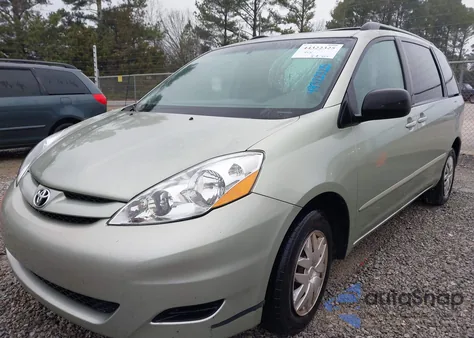 2007 Toyota Sienna Le z USA, uszkodzony, nr VIN 5TDZK23C47S066707